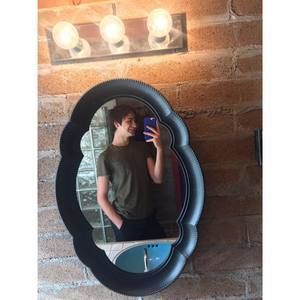 Meet your Posher, Luis